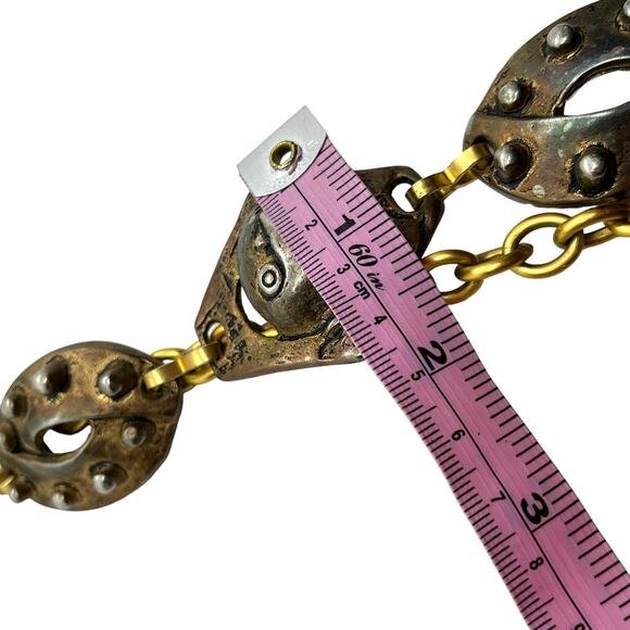 Brutalist Chain Metal Belt Abstract Faces Iron Giant Gold Silver Tone Aged Retro main image 8